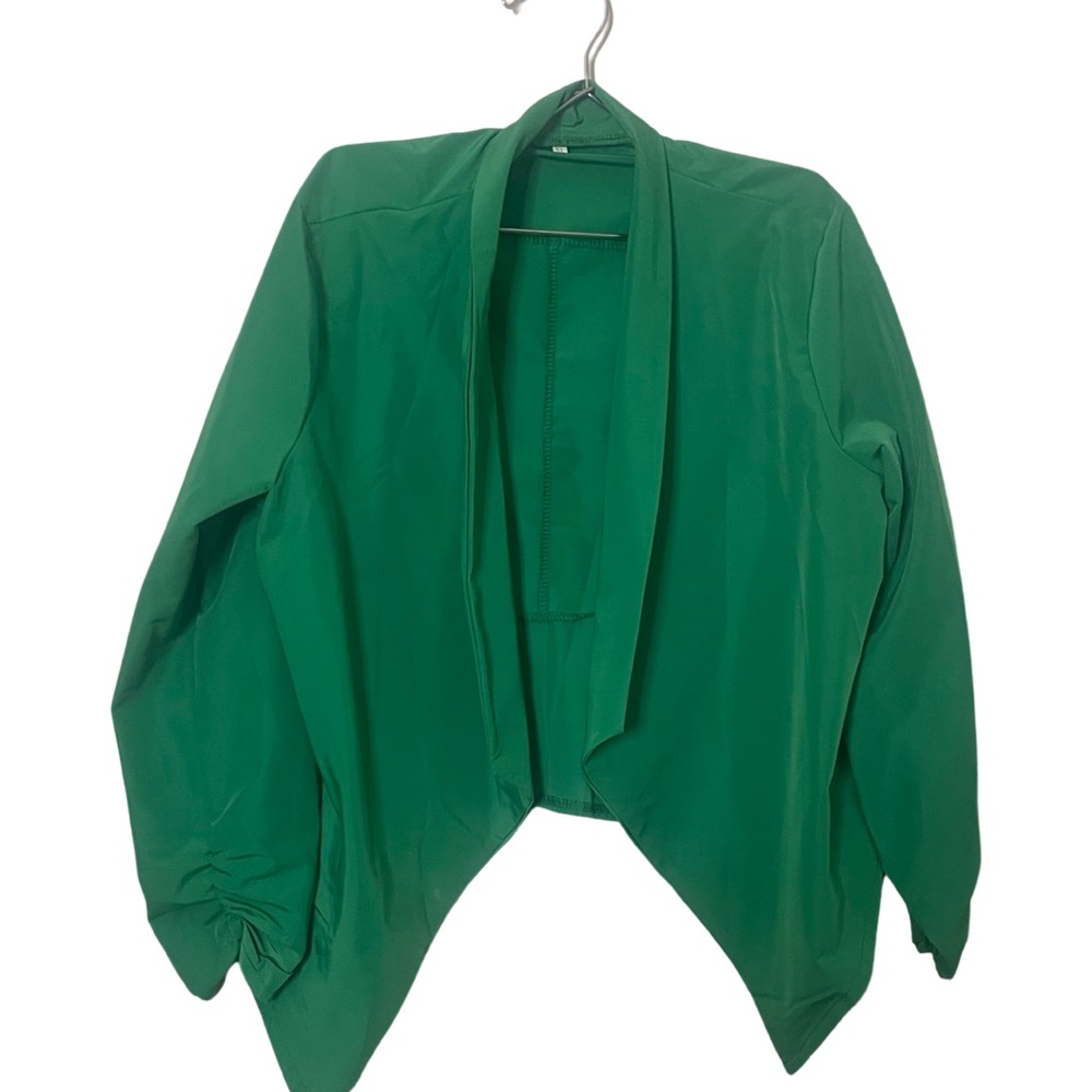 Soft and lightweight fabric which is breathable and comfy